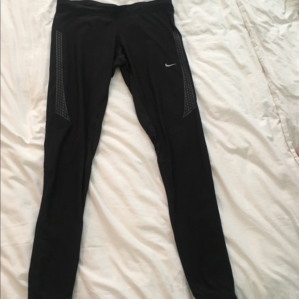 Nike Pro Dri-Fit Mid-Rise Leggings